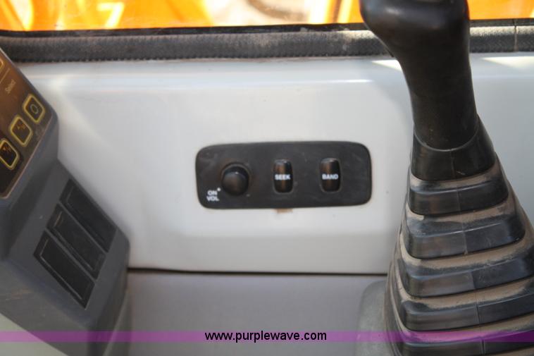 image for item 4881 2005 Hyundai 210 LC7 excavator