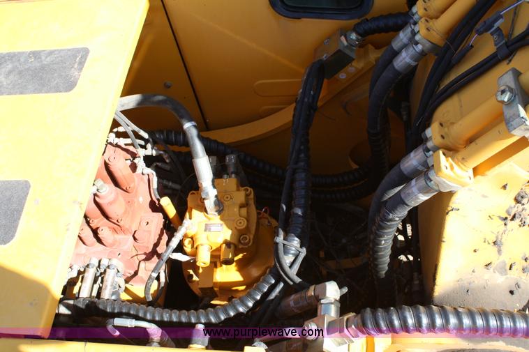 image for item 4881 2005 Hyundai 210 LC7 excavator