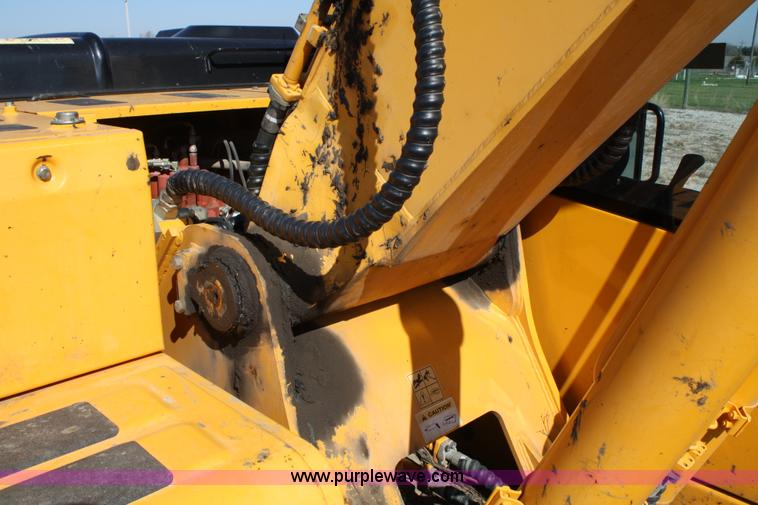 image for item 4881 2005 Hyundai 210 LC7 excavator