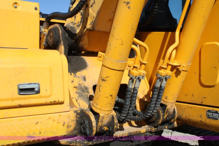 image for item 4881 2005 Hyundai 210 LC7 excavator