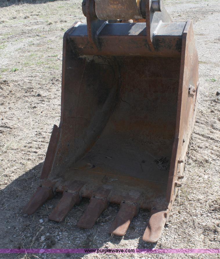 image for item 4881 2005 Hyundai 210 LC7 excavator