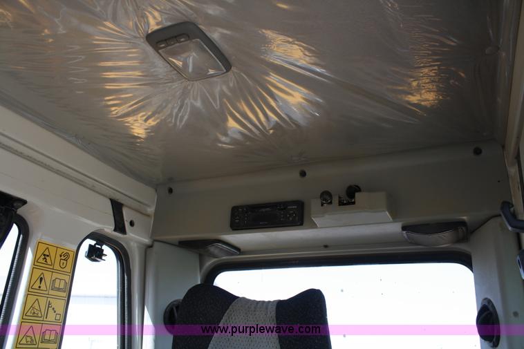 image for item 4882 2006 Hyundai 140 LC7 excavator