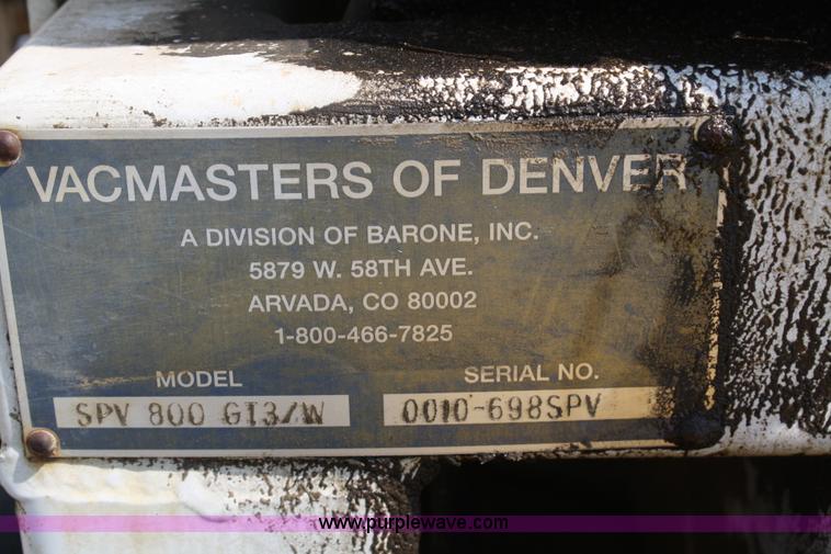 image for item 4888 2000 Maxey SPV 800 vac unit on trailer