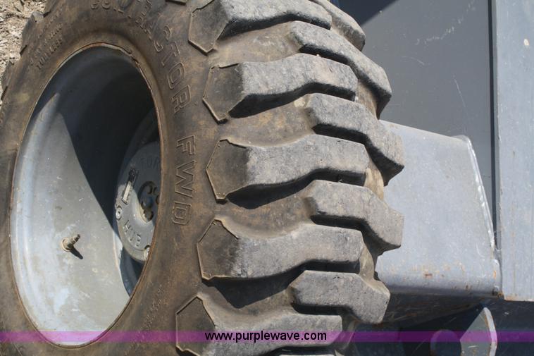 image for item 4890 1998 Terex TB50 boom lift