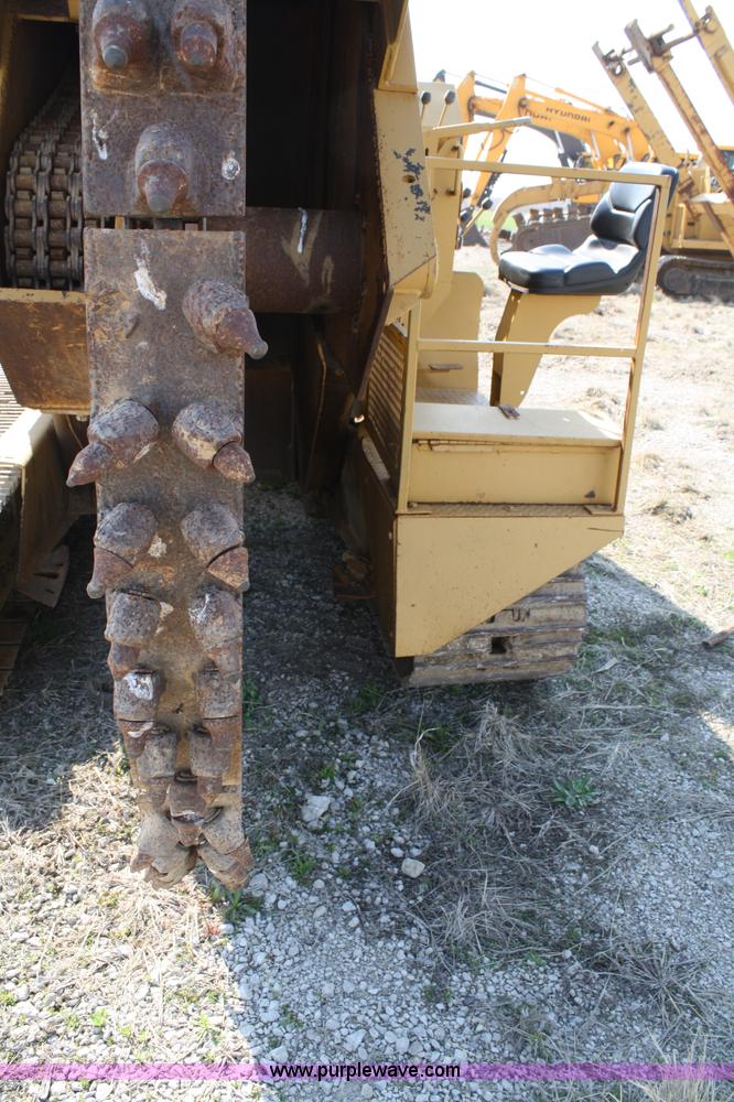 image for item 4891 1990 Vermeer T600D rock saw