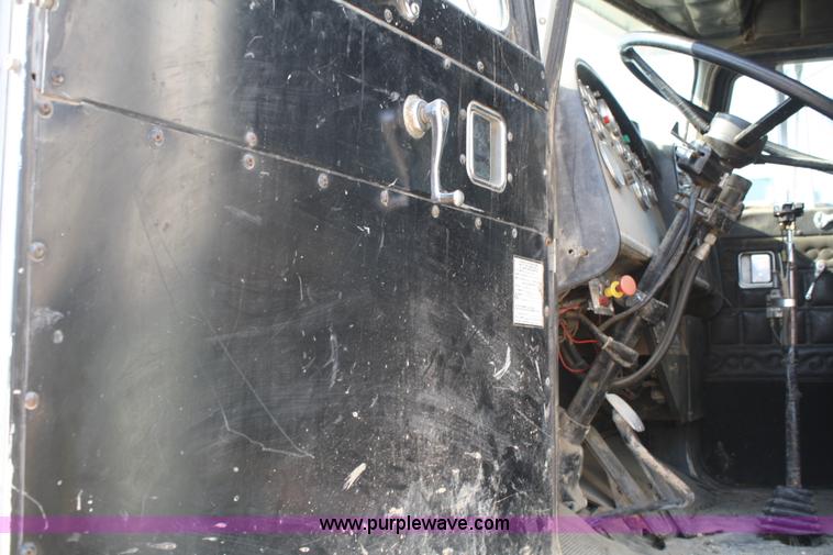 image for item 4892 1979 Peterbilt 359 dump truck