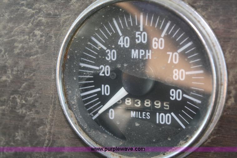 image for item 4892 1979 Peterbilt 359 dump truck