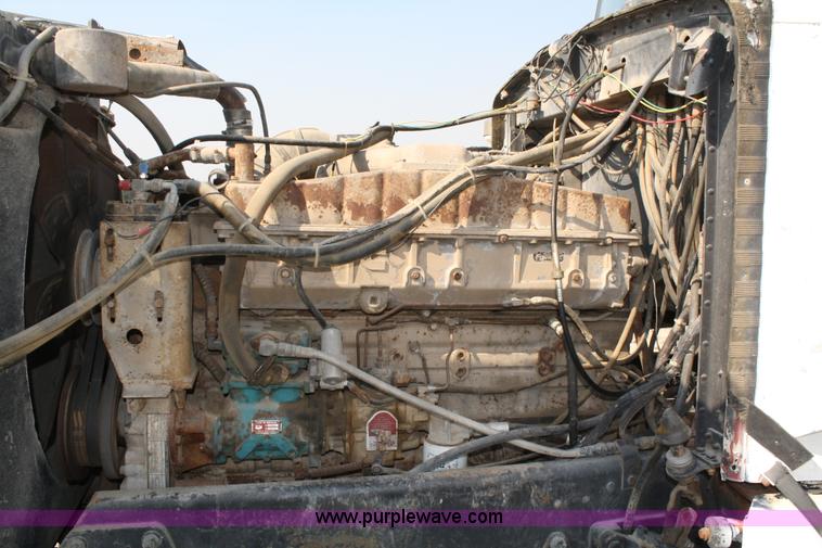 image for item 4892 1979 Peterbilt 359 dump truck