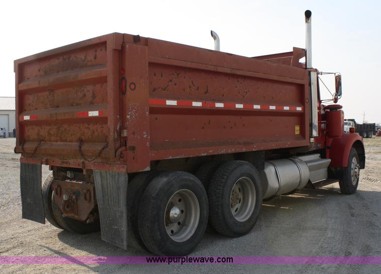 image for item 4893 1984 Kenworth W900 dump truck