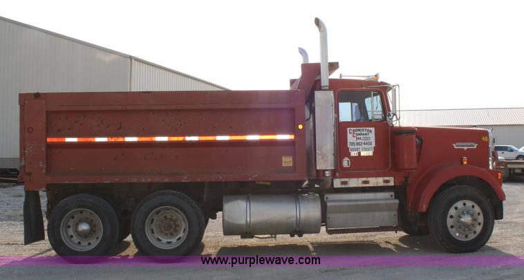 image for item 4893 1984 Kenworth W900 dump truck