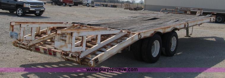 image for item 4895 1987 CZ 25' equipment trailer