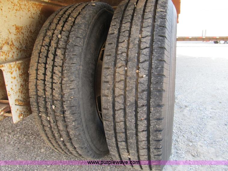 image for item 4895 1987 CZ 25' equipment trailer