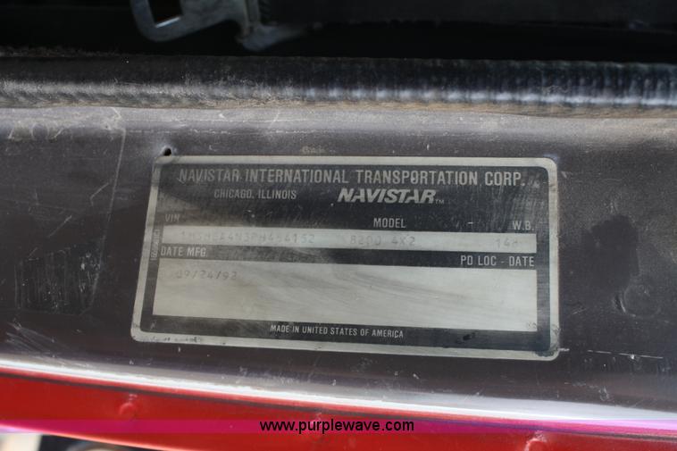 image for item 4896 1993 International 8200 flatbed semi truck