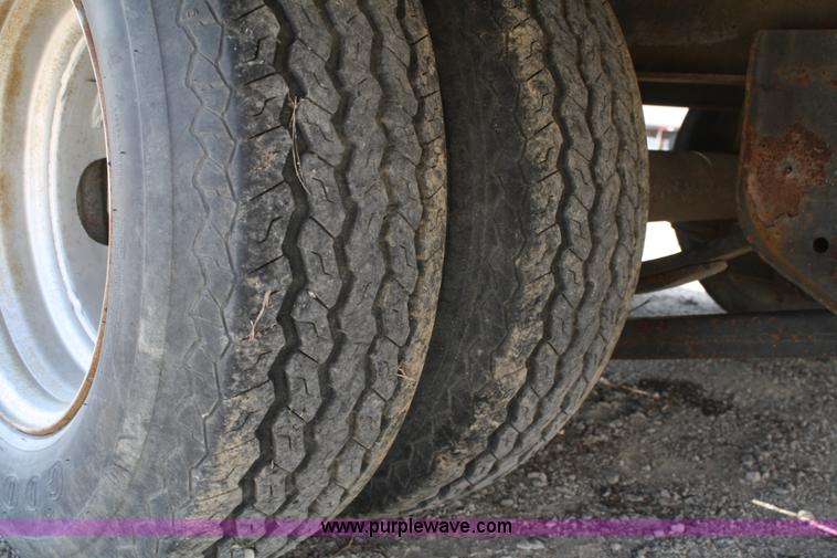 image for item 4897 1997 Interstate equipment trailer