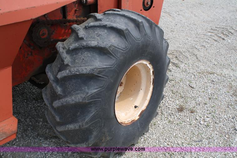 image for item 4898 Ditch Witch 6510 trencher