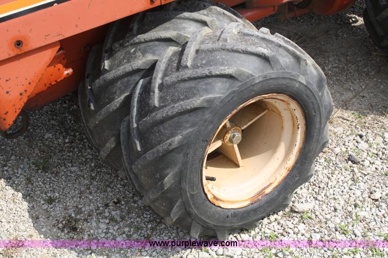 image for item 4899 1996 Ditch Witch 400SX trencher and cable plow