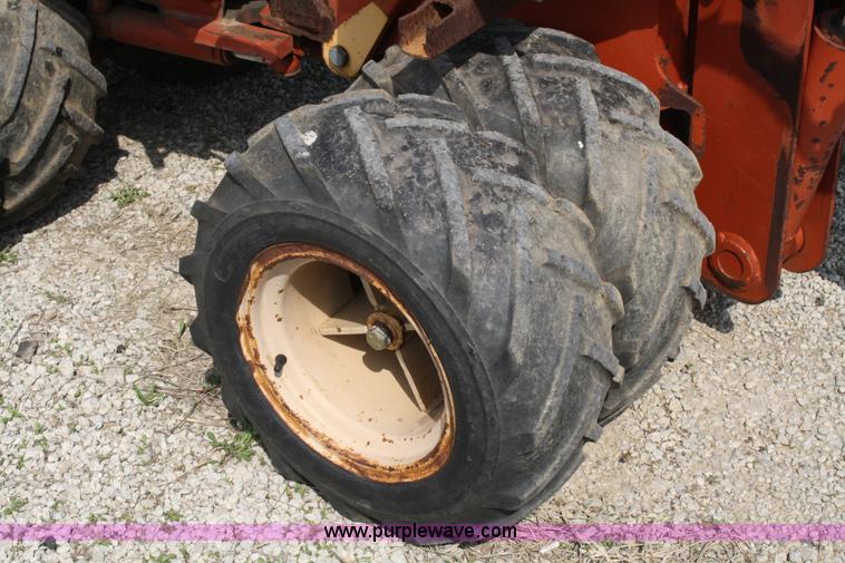 image for item 4899 1996 Ditch Witch 400SX trencher and cable plow