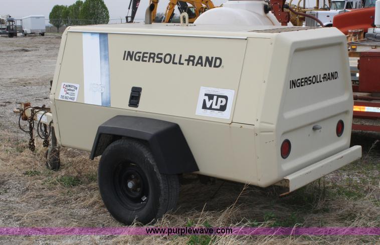 image for item 4900 1996 Ingersoll Rand P185WJD air compressor