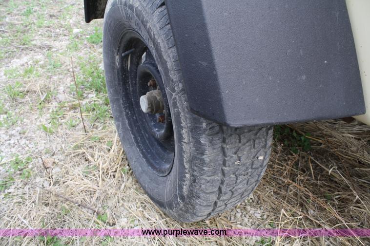 image for item 4900 1996 Ingersoll Rand P185WJD air compressor