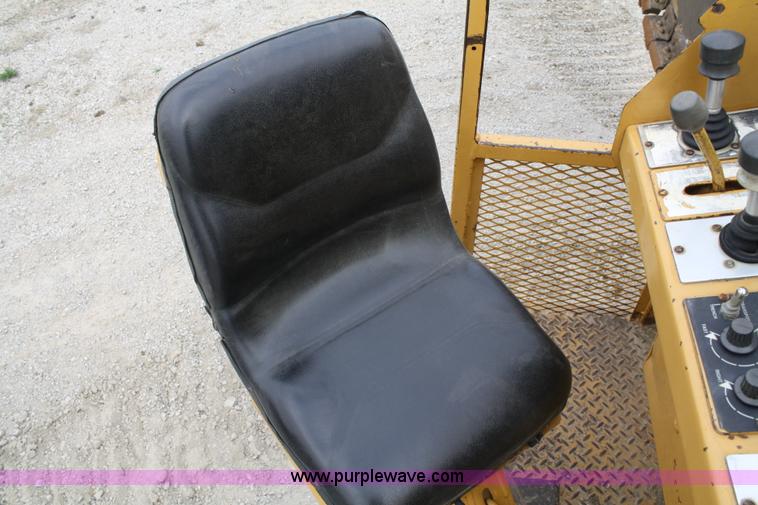 image for item 4901 1991 Vermeer T655 trencher