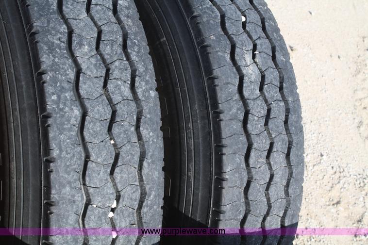 image for item 4904 1996 Witzco Challenger RG-50 lowboy trailer