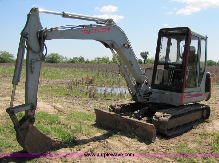 image for item 8247 1998 Takeuchi TB045 excavator