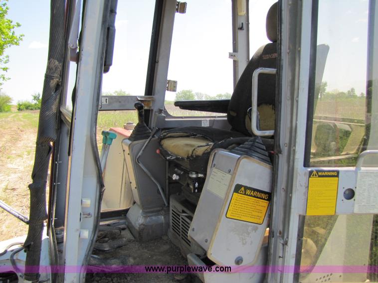 image for item 8247 1998 Takeuchi TB045 excavator