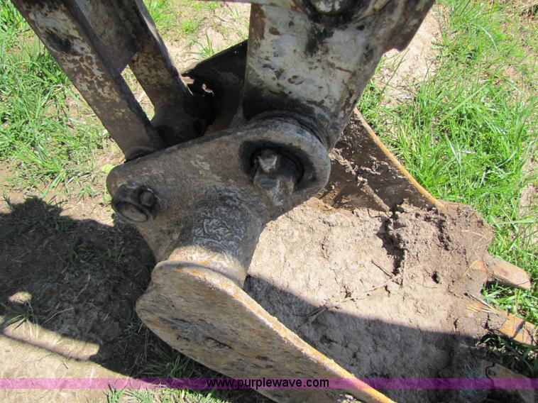 image for item 8247 1998 Takeuchi TB045 excavator