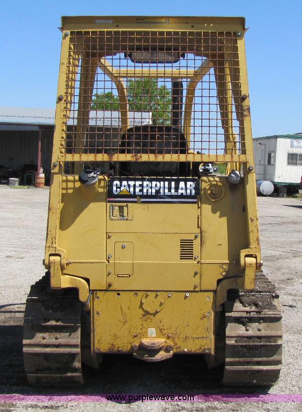 image for item 8478 Caterpillar D3C XL dozer