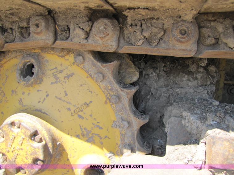 image for item 8478 Caterpillar D3C XL dozer