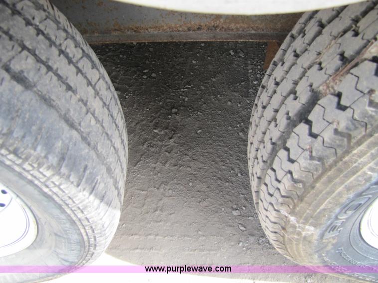 image for item 8518 1999 enclosed cargo trailer