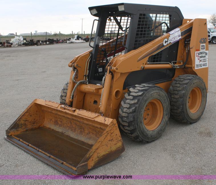 image for item 8709 2005 Case 430 skid steer