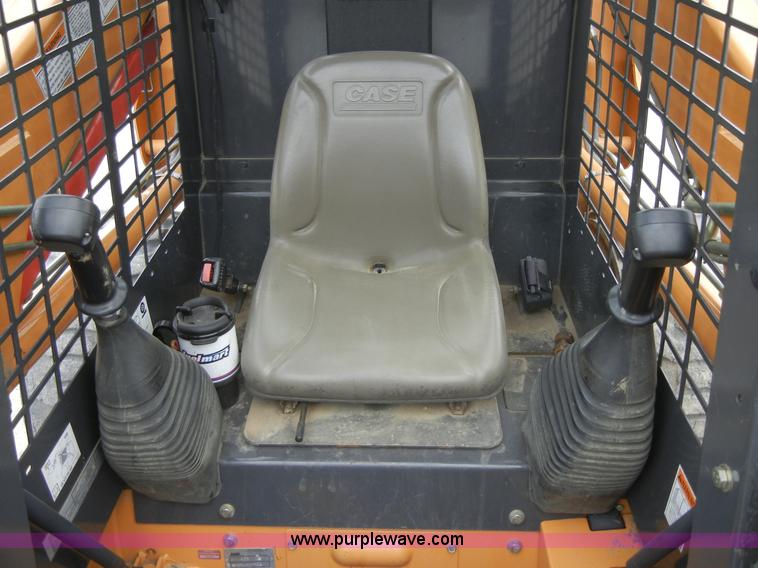image for item 8709 2005 Case 430 skid steer