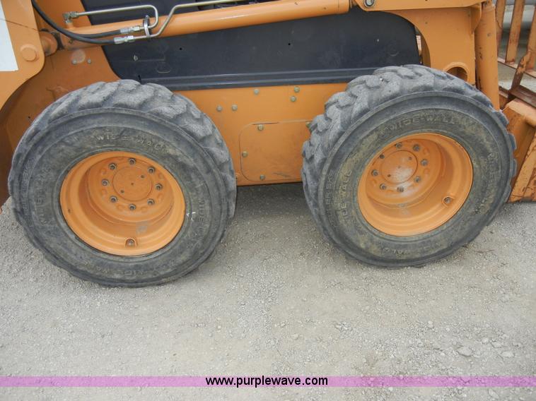 image for item 8709 2005 Case 430 skid steer