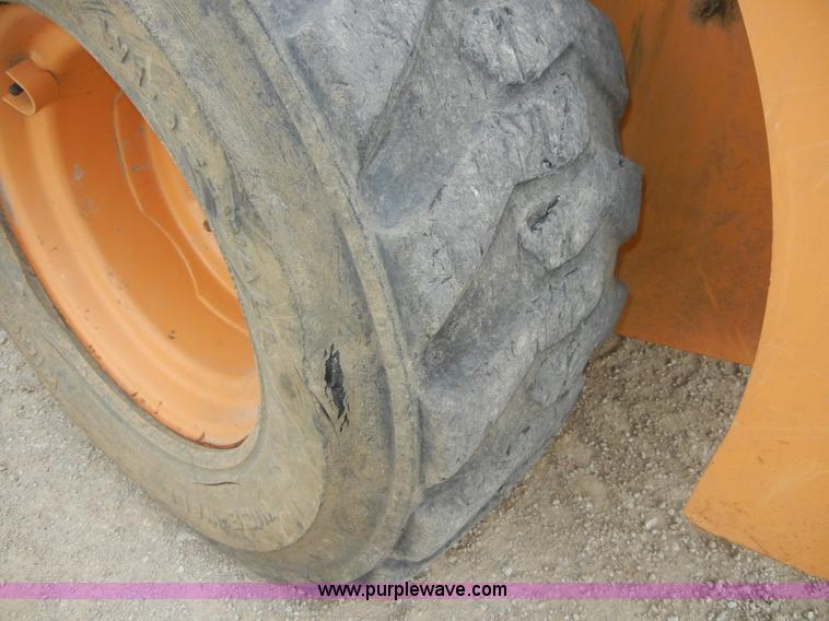image for item 8709 2005 Case 430 skid steer