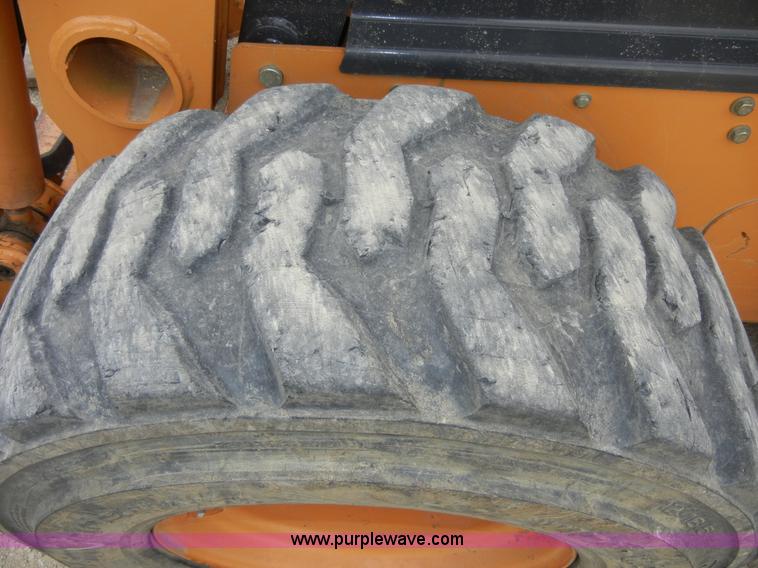 image for item 8709 2005 Case 430 skid steer