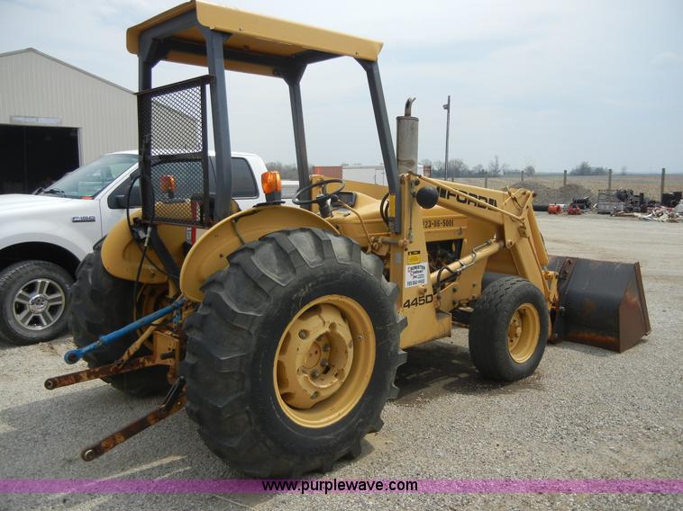 image for item 8710 1995 Ford 445D tractor with loader