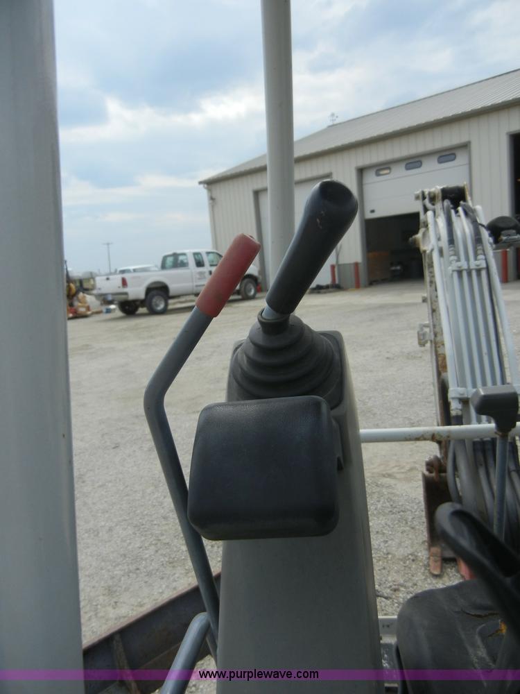 image for item 8717 2001 Takeuchi TB016 mini excavator