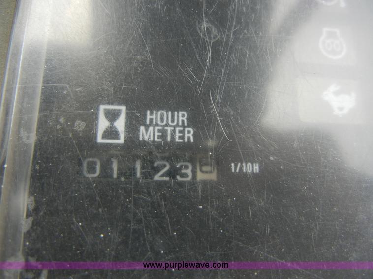 image for item 8717 2001 Takeuchi TB016 mini excavator