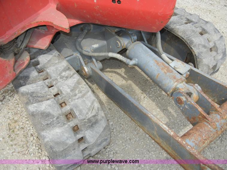 image for item 8717 2001 Takeuchi TB016 mini excavator