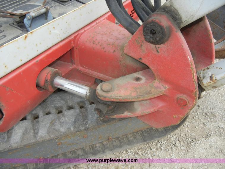 image for item 8717 2001 Takeuchi TB016 mini excavator