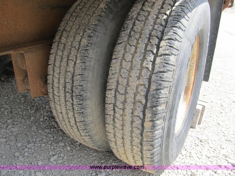 image for item 8960 West Wind 50' drop deck trailer