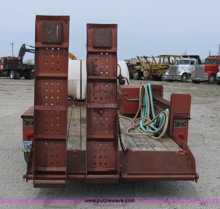 image for item 8961 1995 Belshe T-1 16' trailer with mud mixer