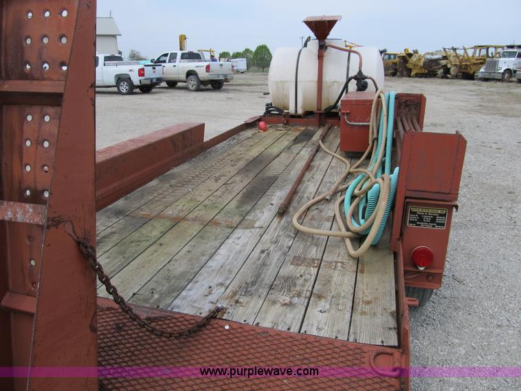 image for item 8961 1995 Belshe T-1 16' trailer with mud mixer