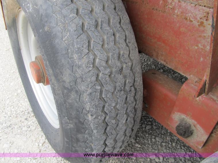 image for item 8961 1995 Belshe T-1 16' trailer with mud mixer