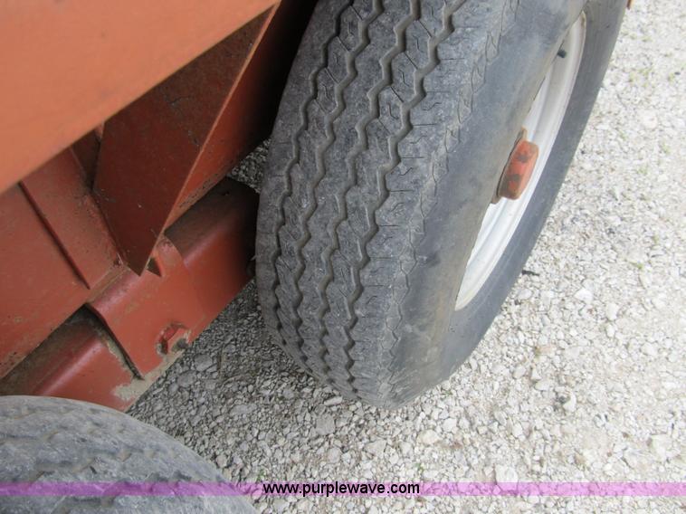 image for item 8961 1995 Belshe T-1 16' trailer with mud mixer