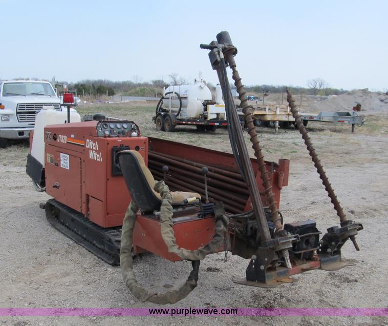 image for item 8962 1994 Ditch Witch JT820 directional drill