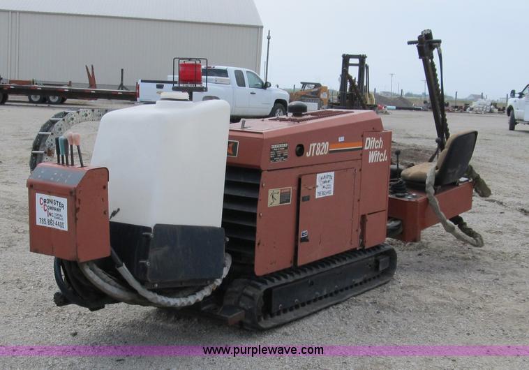 image for item 8962 1994 Ditch Witch JT820 directional drill