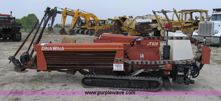 image for item 8962 1994 Ditch Witch JT820 directional drill