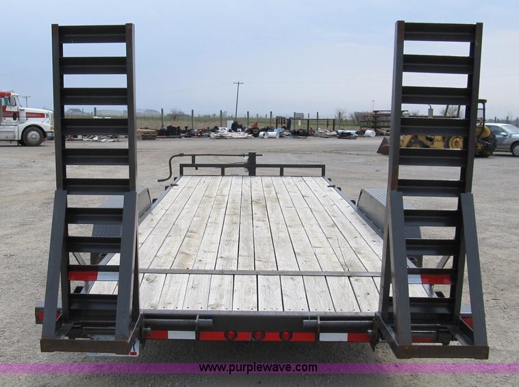 image for item 8965 2008 Load Trail trailer